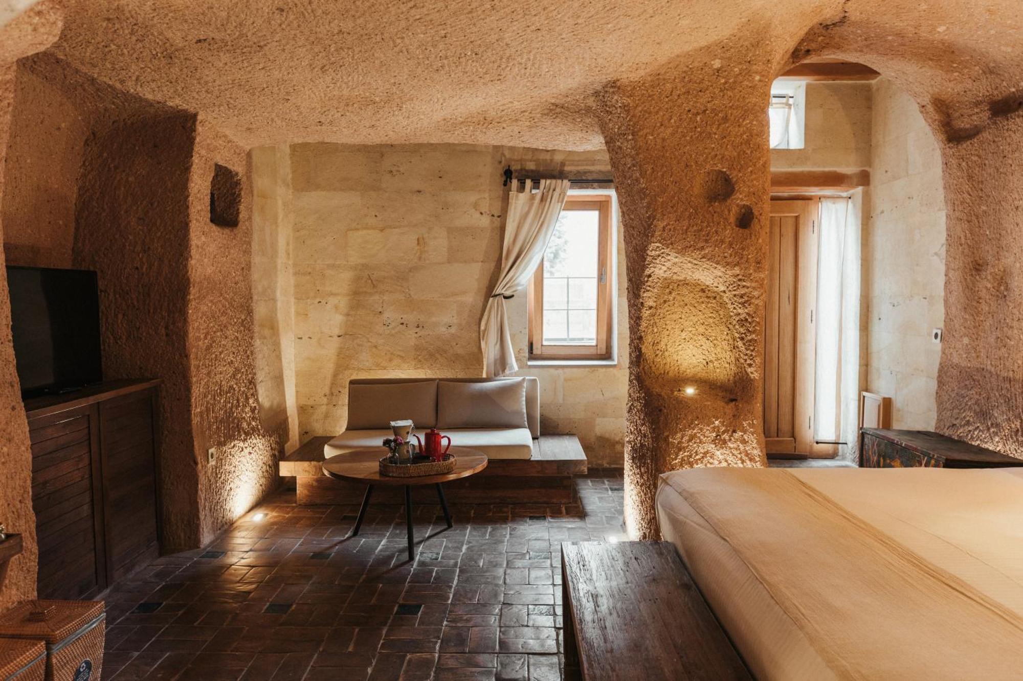 Millstone Cave Suites Hotel Учгісар Екстер'єр фото