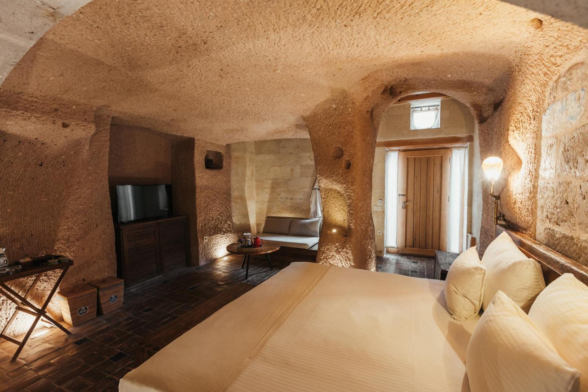 Millstone Cave Suites Hotel Учгісар Екстер'єр фото