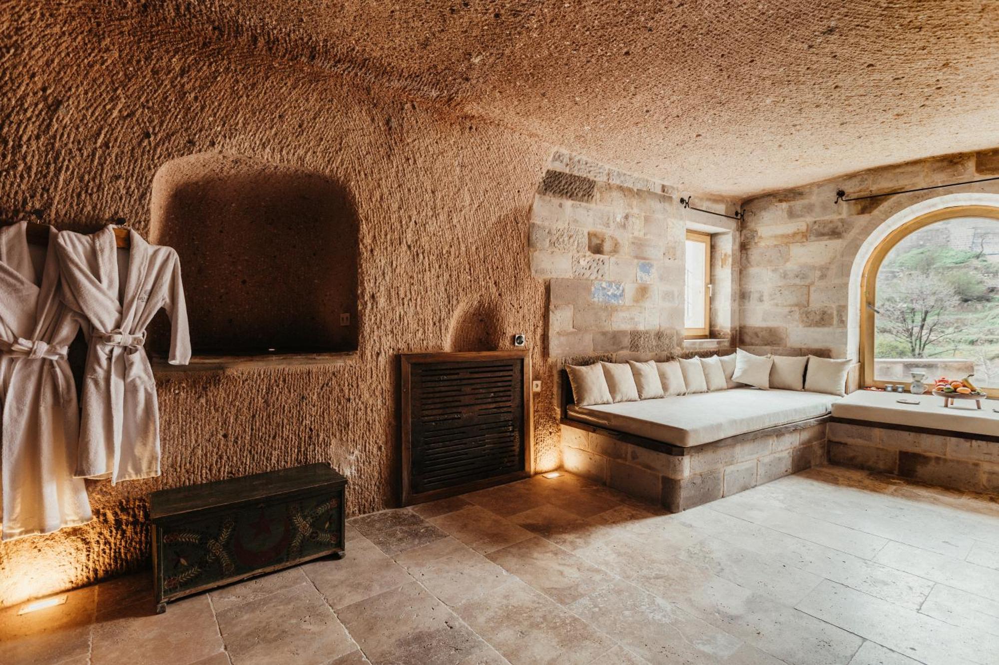 Millstone Cave Suites Hotel Учгісар Екстер'єр фото